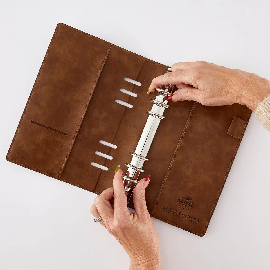 Dark Roast Binder by Esther Glas - Bilde 8