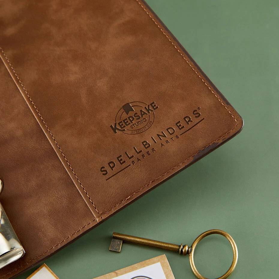 Dark Roast Binder by Esther Glas - Bilde 3